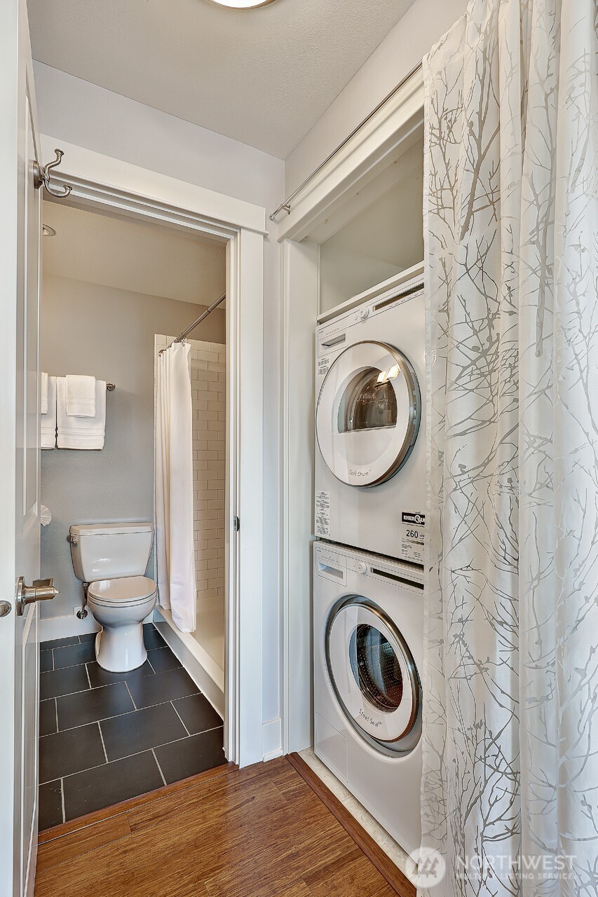 2830 NW 56th Street Unit: 303