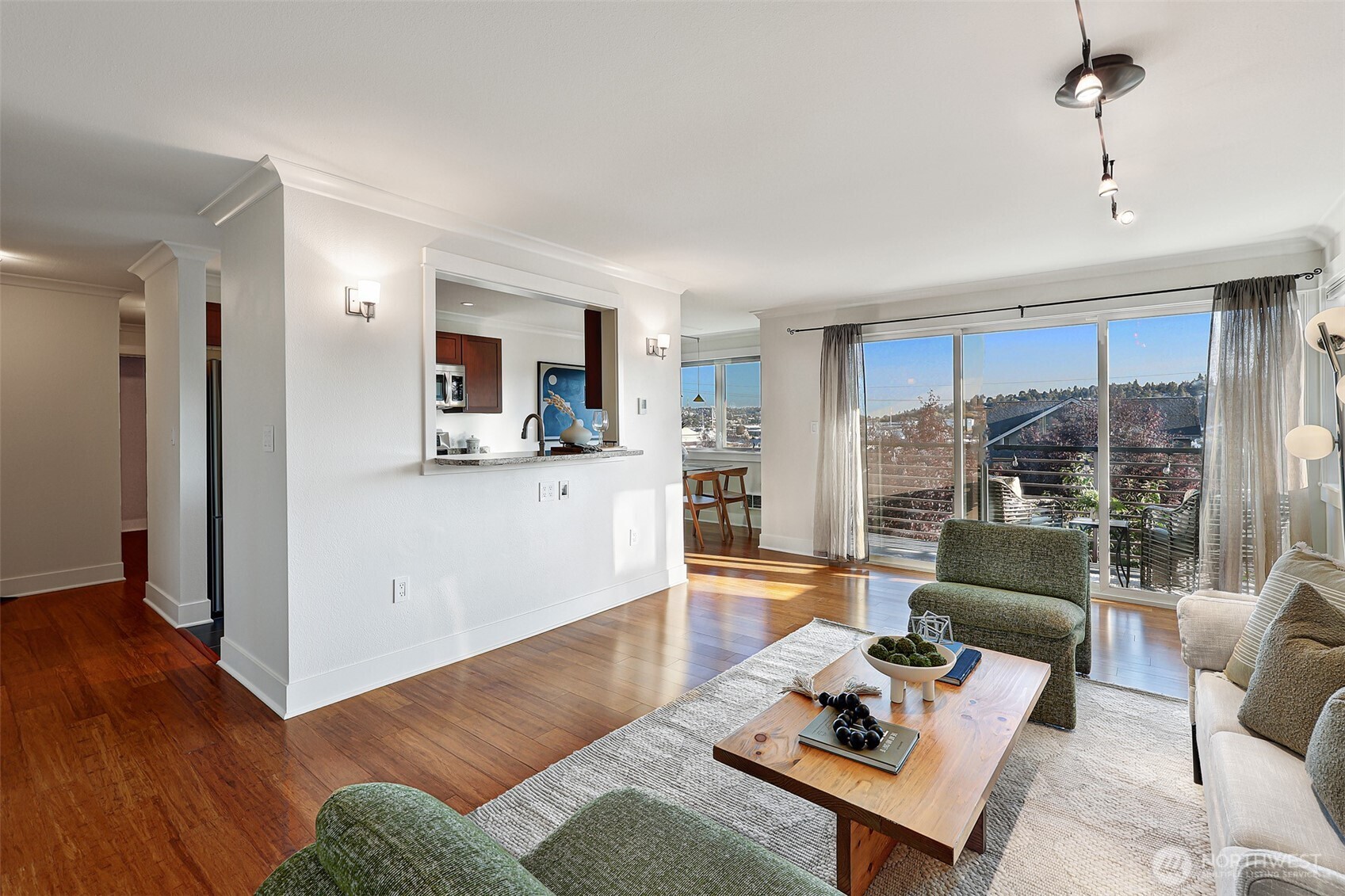 2830 NW 56th Street Unit: 303