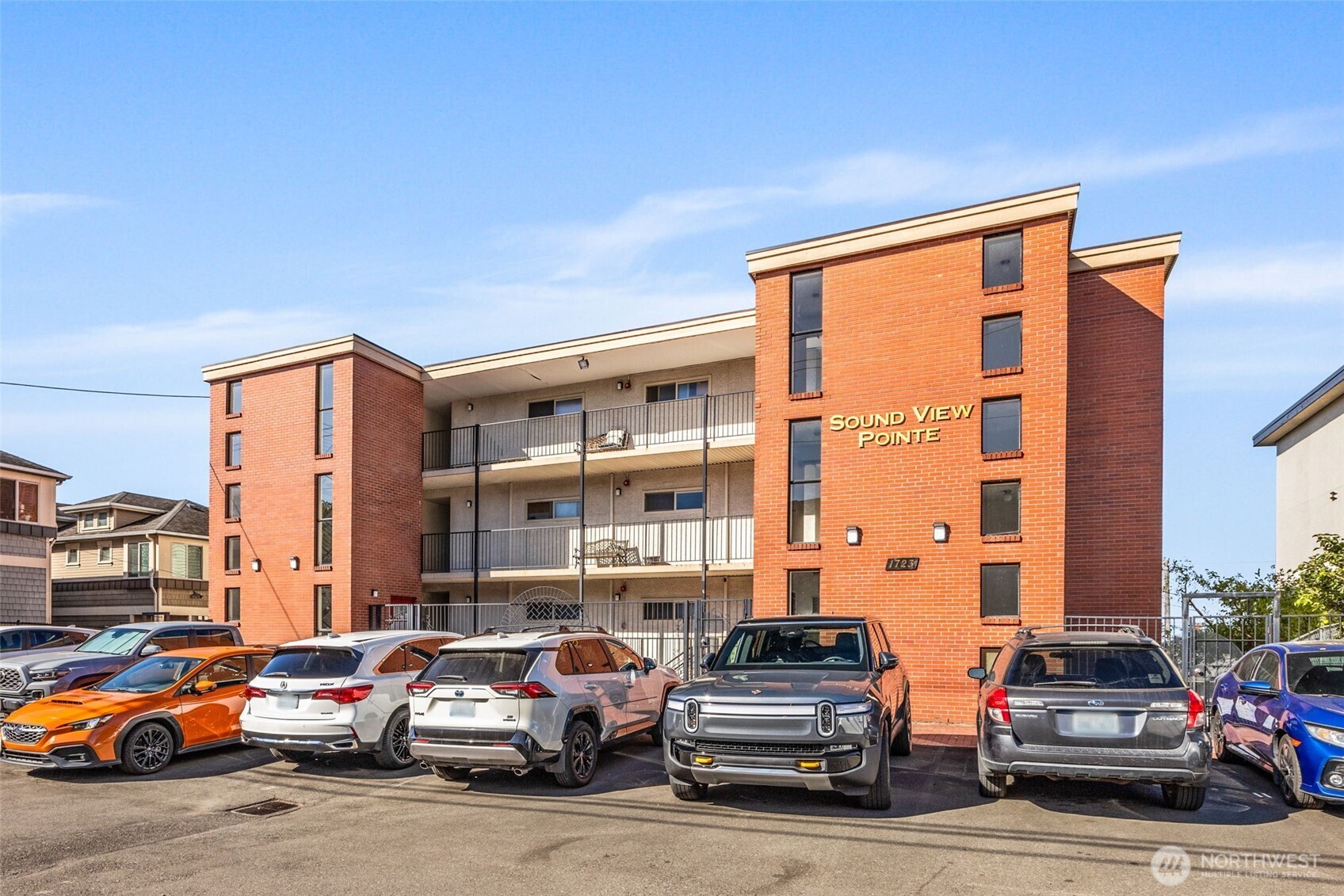 1723 13th Avenue S Unit: 404