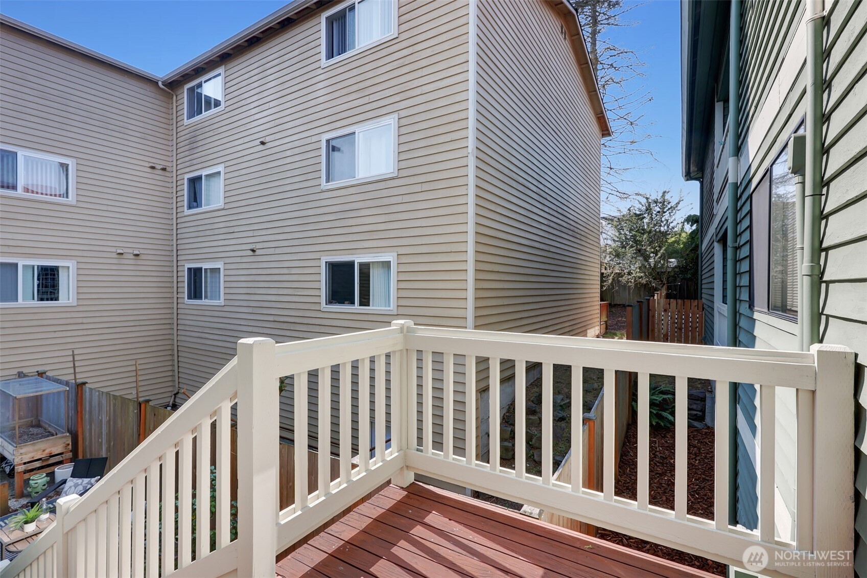 9407 Linden Ave N Unit: B