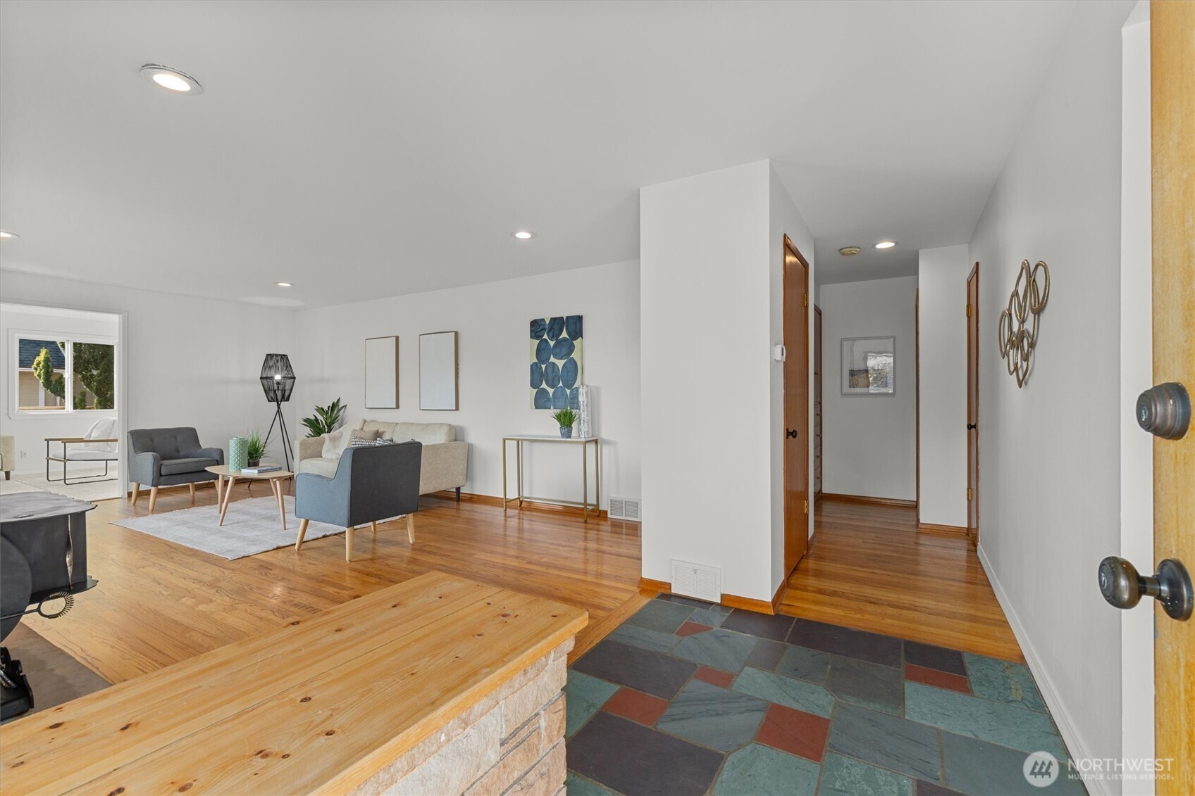 2332 S Juneau Street