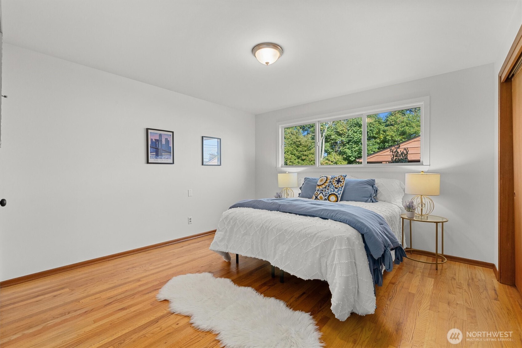 2332 S Juneau Street