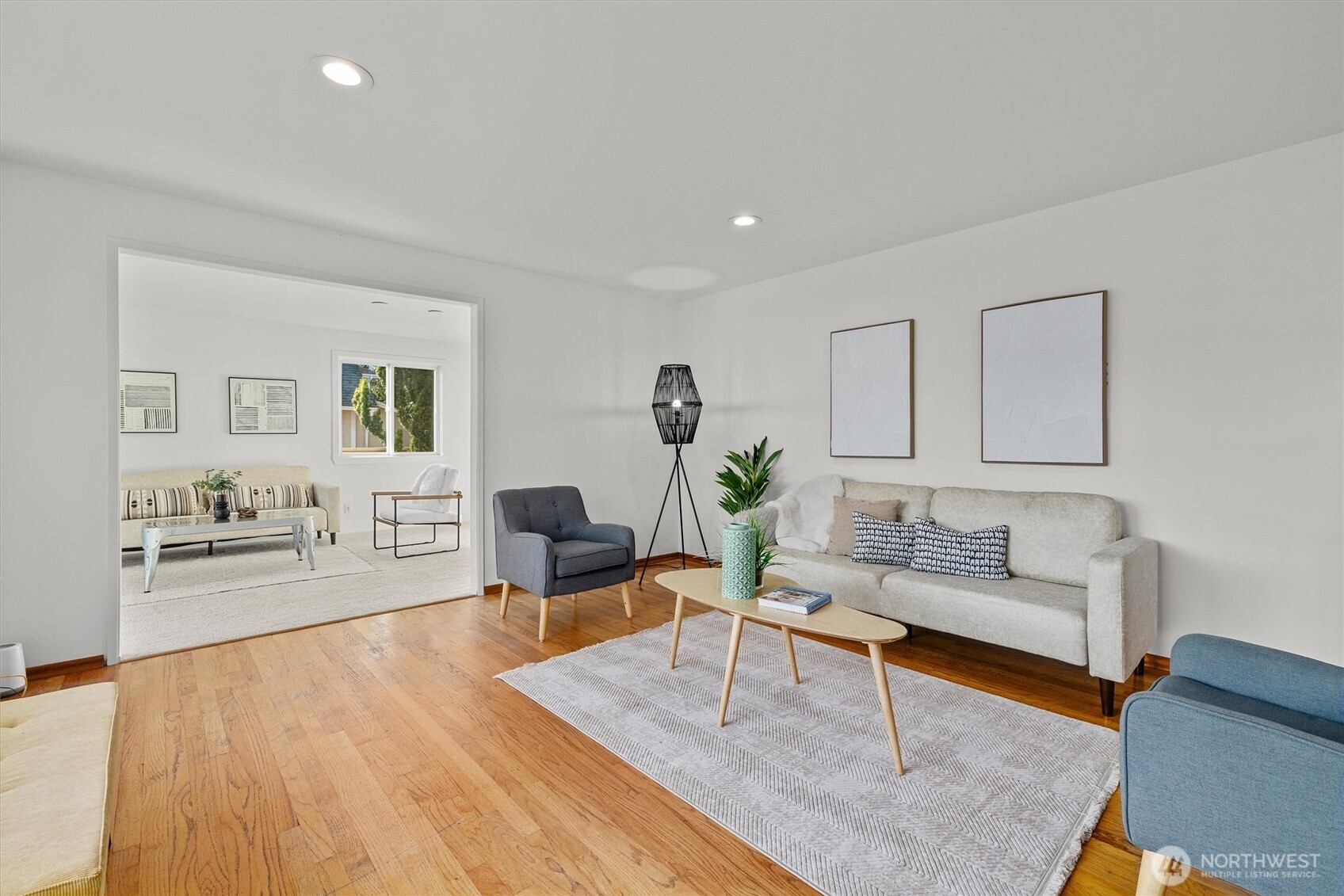 2332 S Juneau Street