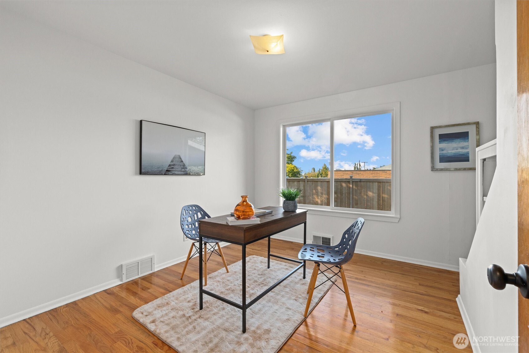 2332 S Juneau Street