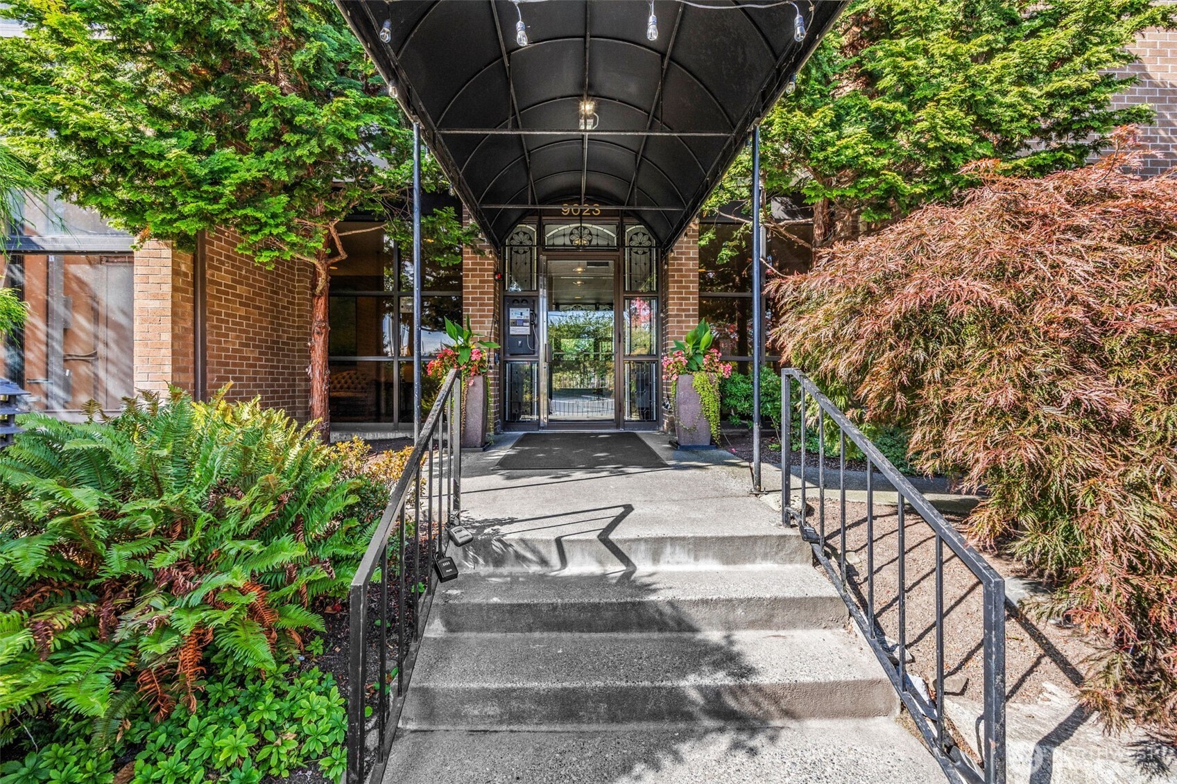 9023 Mary Avenue NW Unit: 401