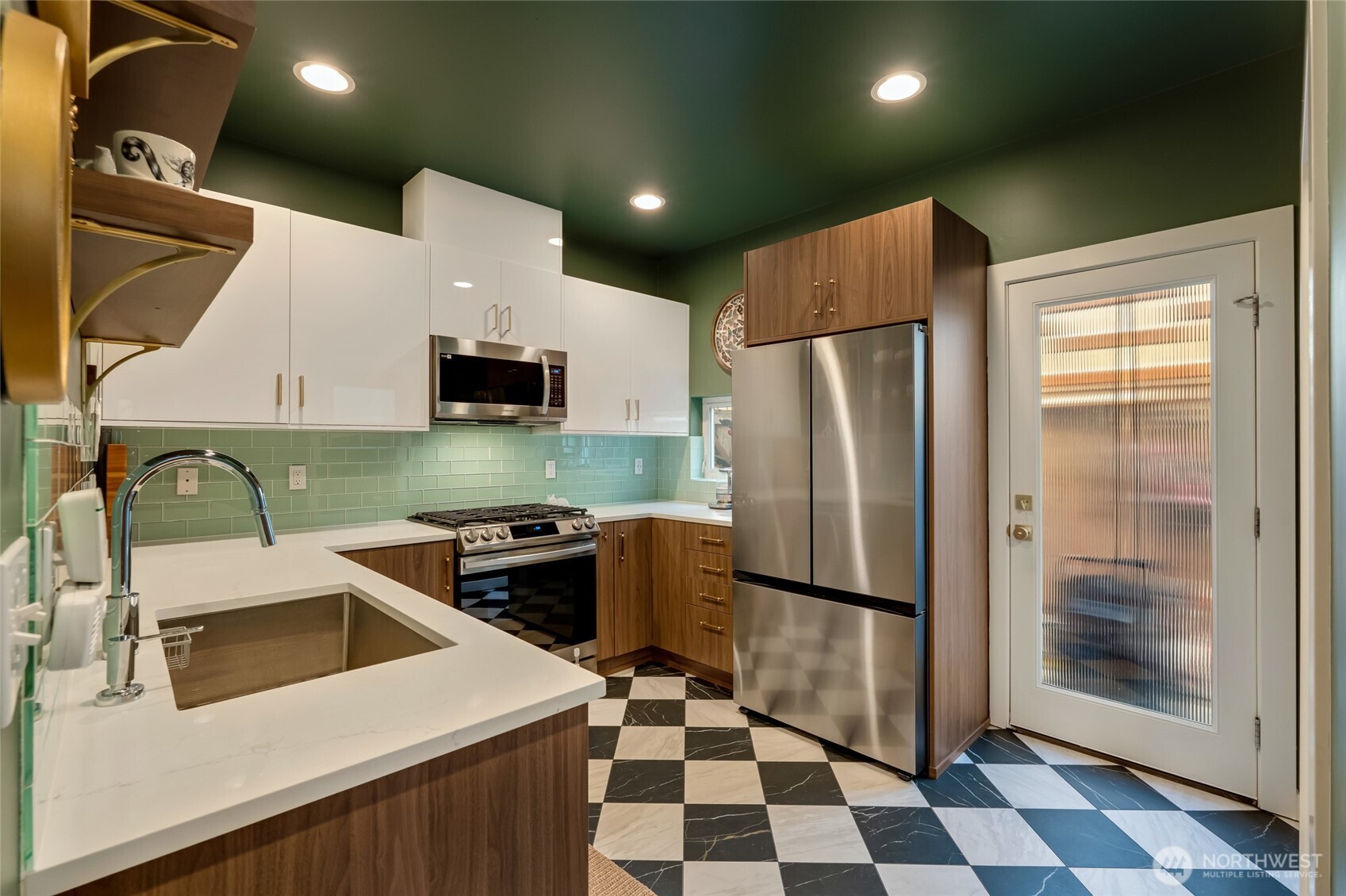2204 California Avenue SW Unit: A