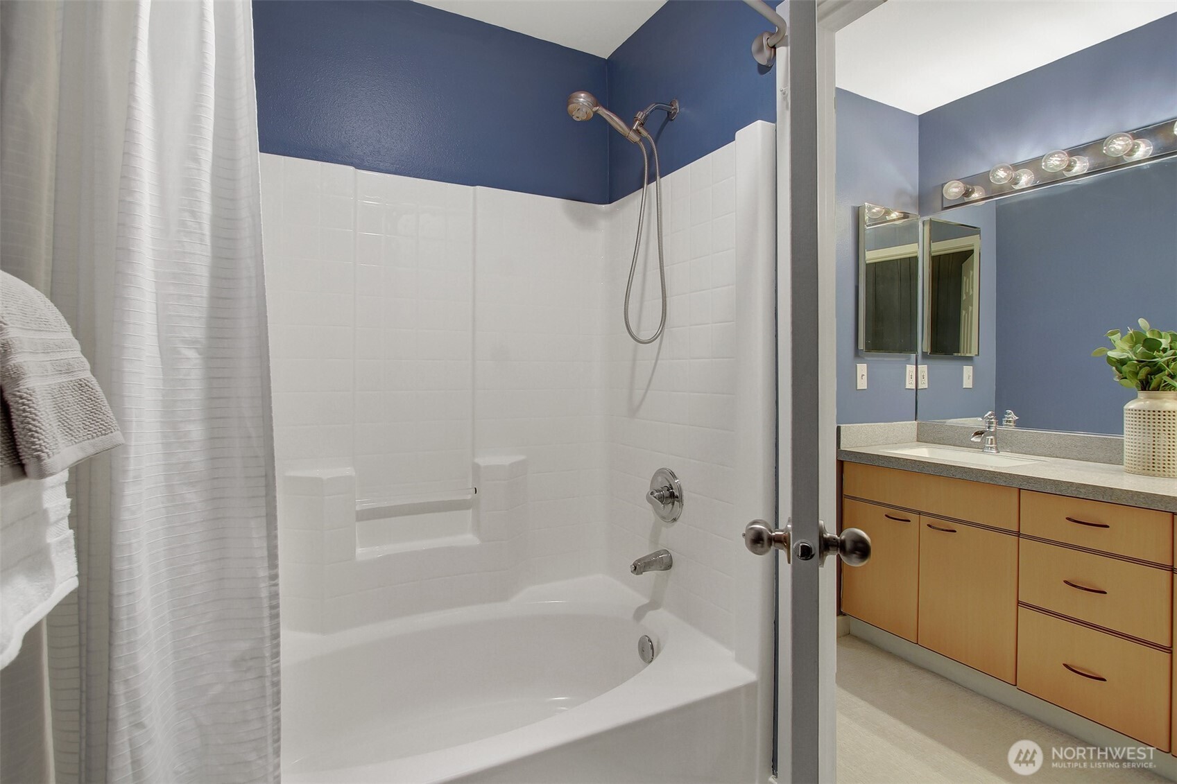 20802 72nd Avenue W Unit: 304