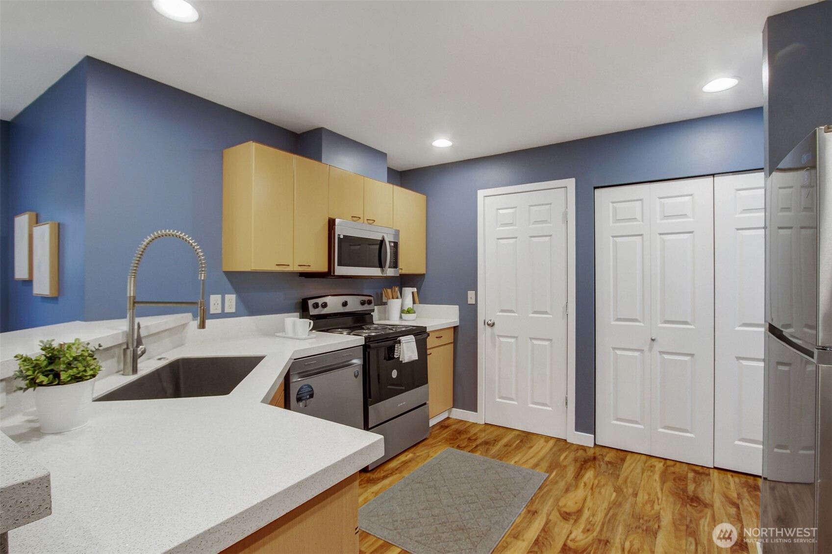 20802 72nd Avenue W Unit: 304