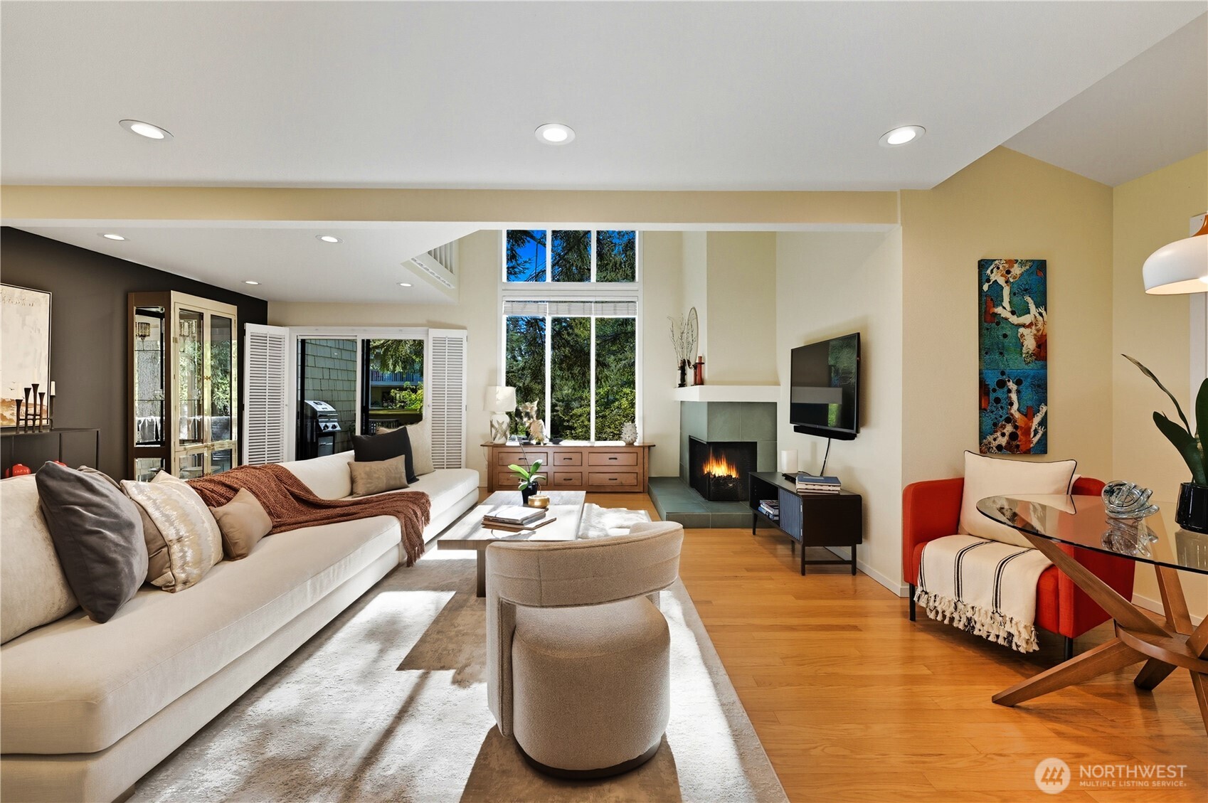 13730 15th Avenue NE Unit: E204