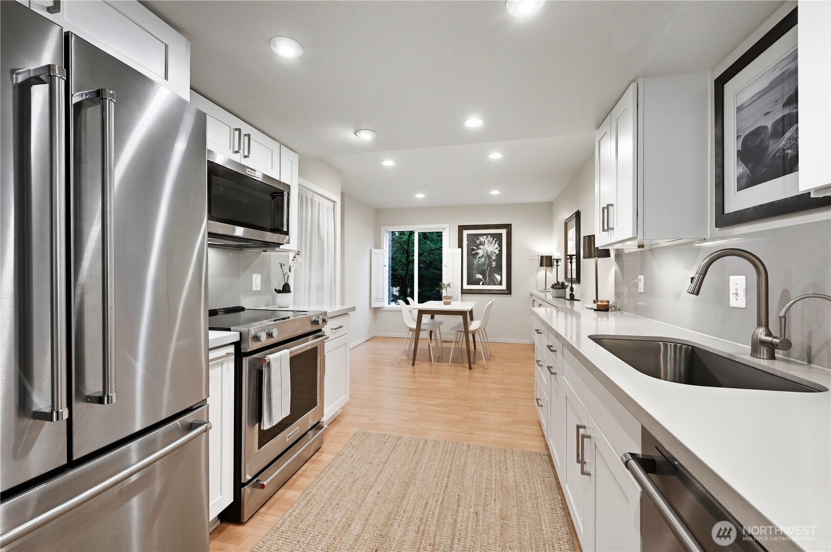 13730 15th Avenue NE Unit: E204