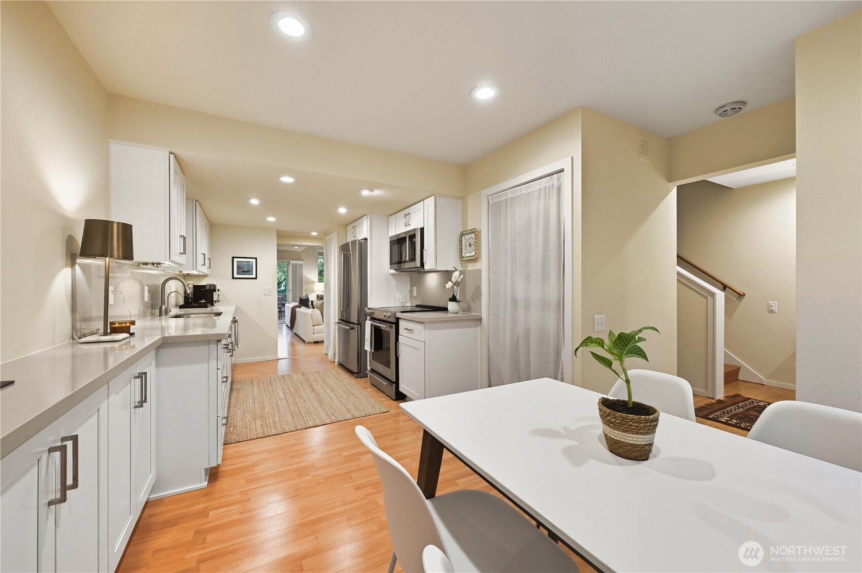 13730 15th Avenue NE Unit: E204