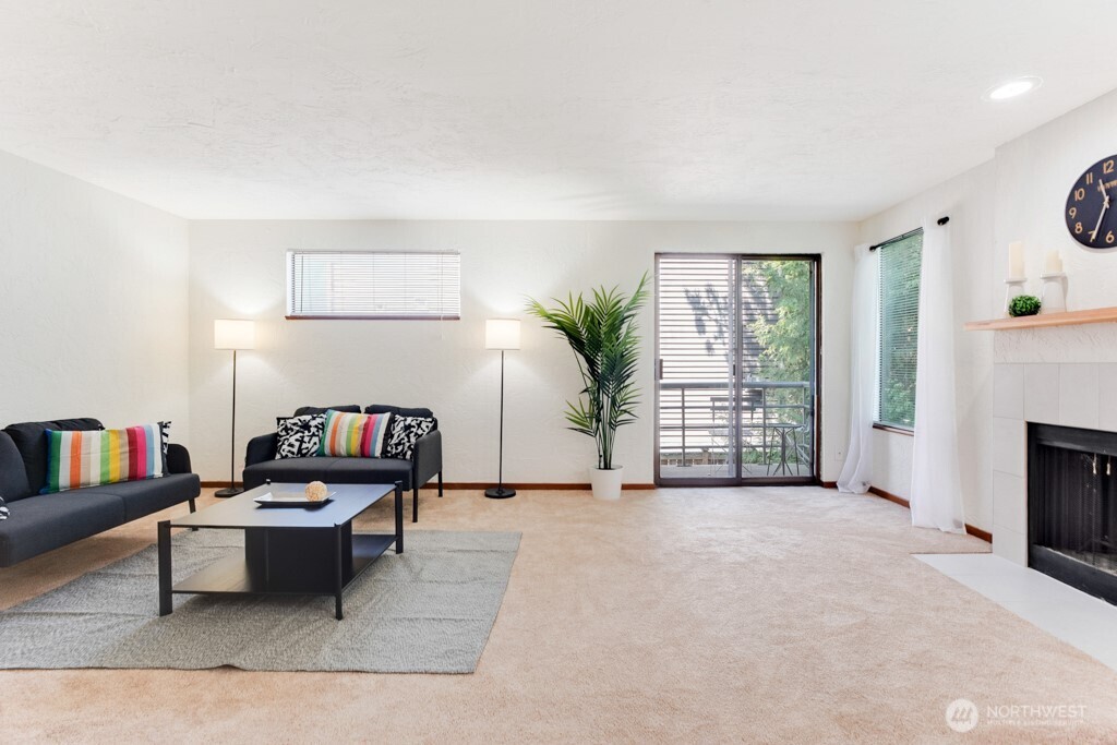 1200 6th Avenue N Unit: 6