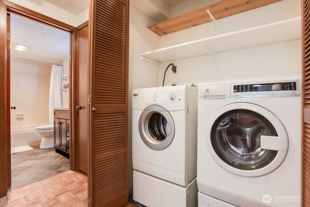 1200 6th Avenue N Unit: 6