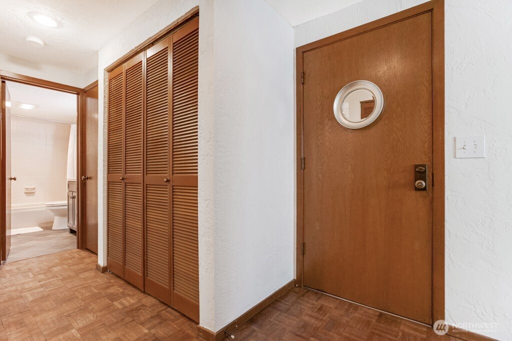 1200 6th Avenue N Unit: 6