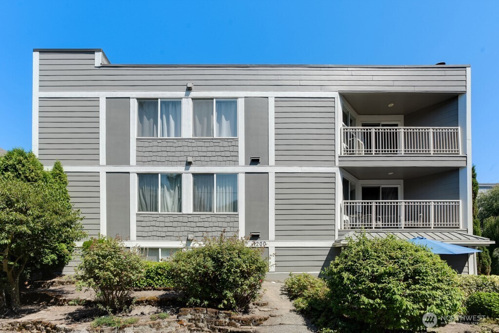 1200 6th Avenue N Unit: 6