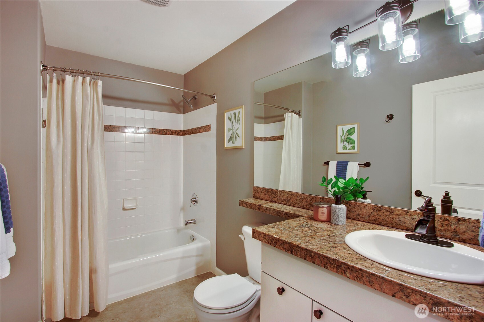 10549 Stone Ave Avenue N Unit: 103