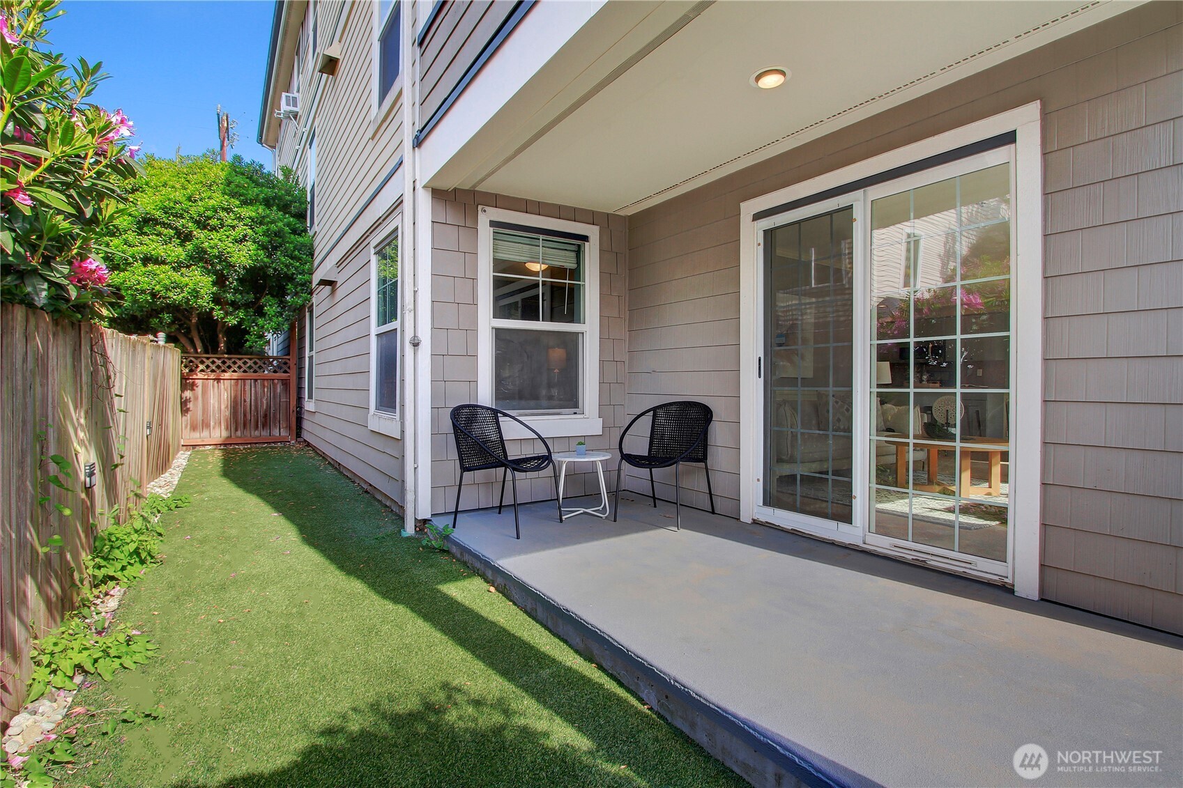 10549 Stone Ave Avenue N Unit: 103