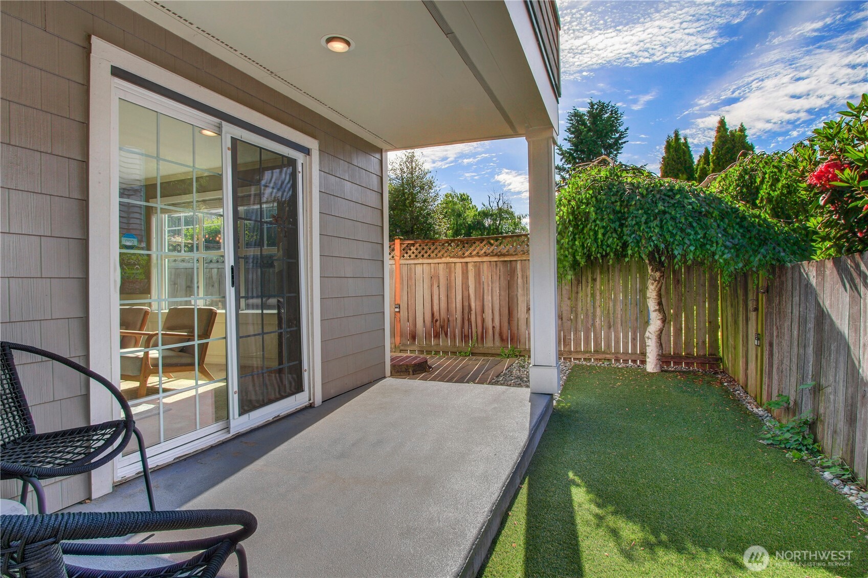 10549 Stone Ave Avenue N Unit: 103