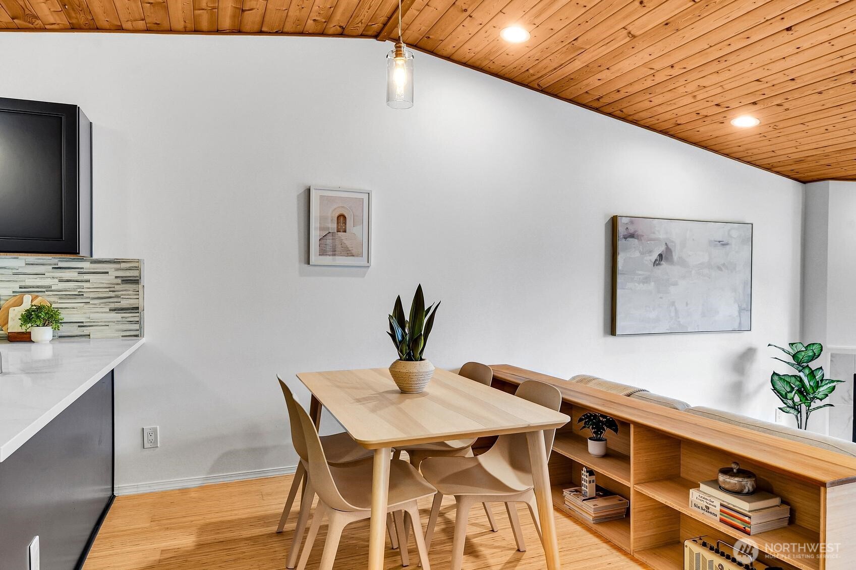 9484 Redmond-Woodinville Rd NE Unit: C-305