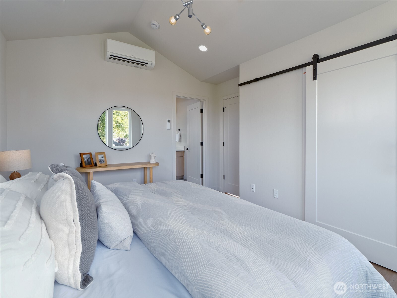 6920 A Flora Avenue S