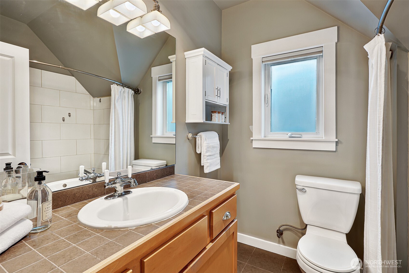 4018 Linden Avenue N Unit: A