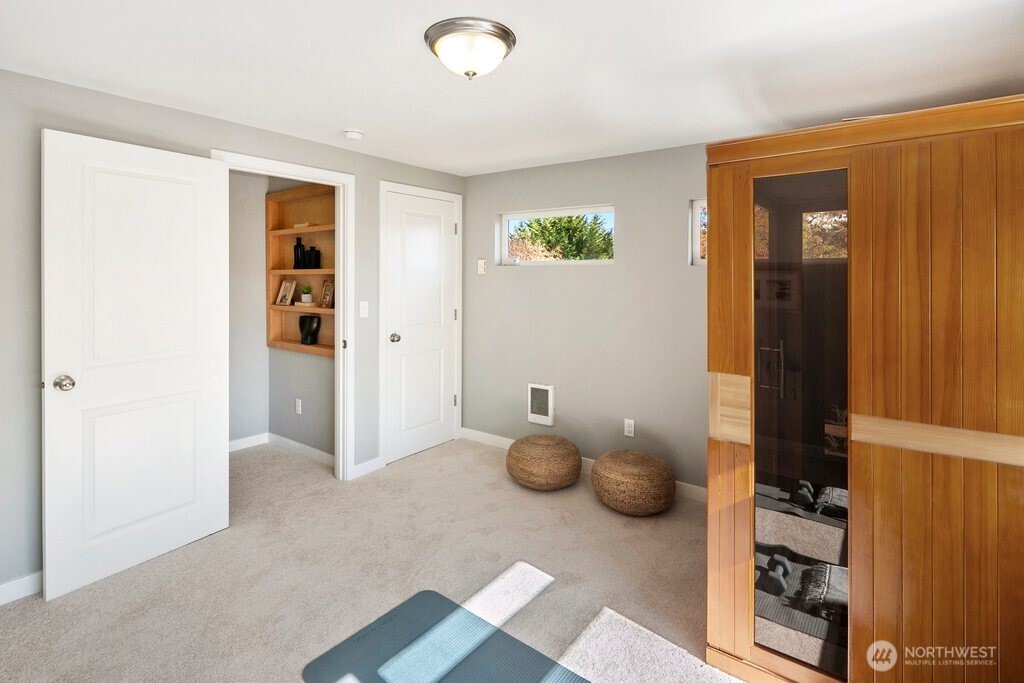 11056 11th Avenue SW