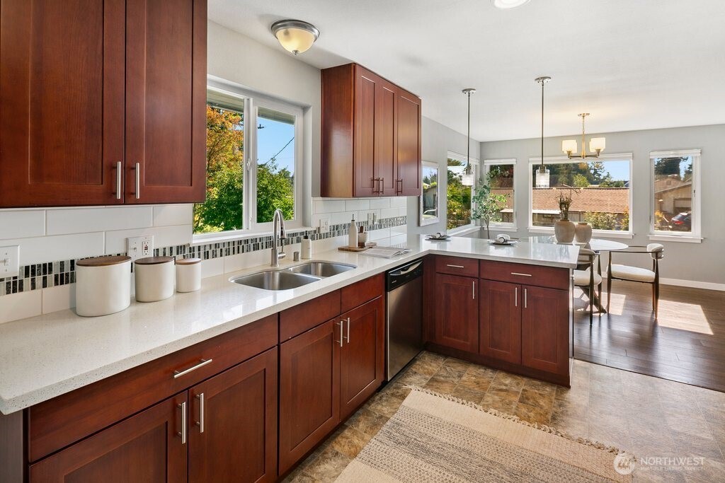 11056 11th Avenue SW