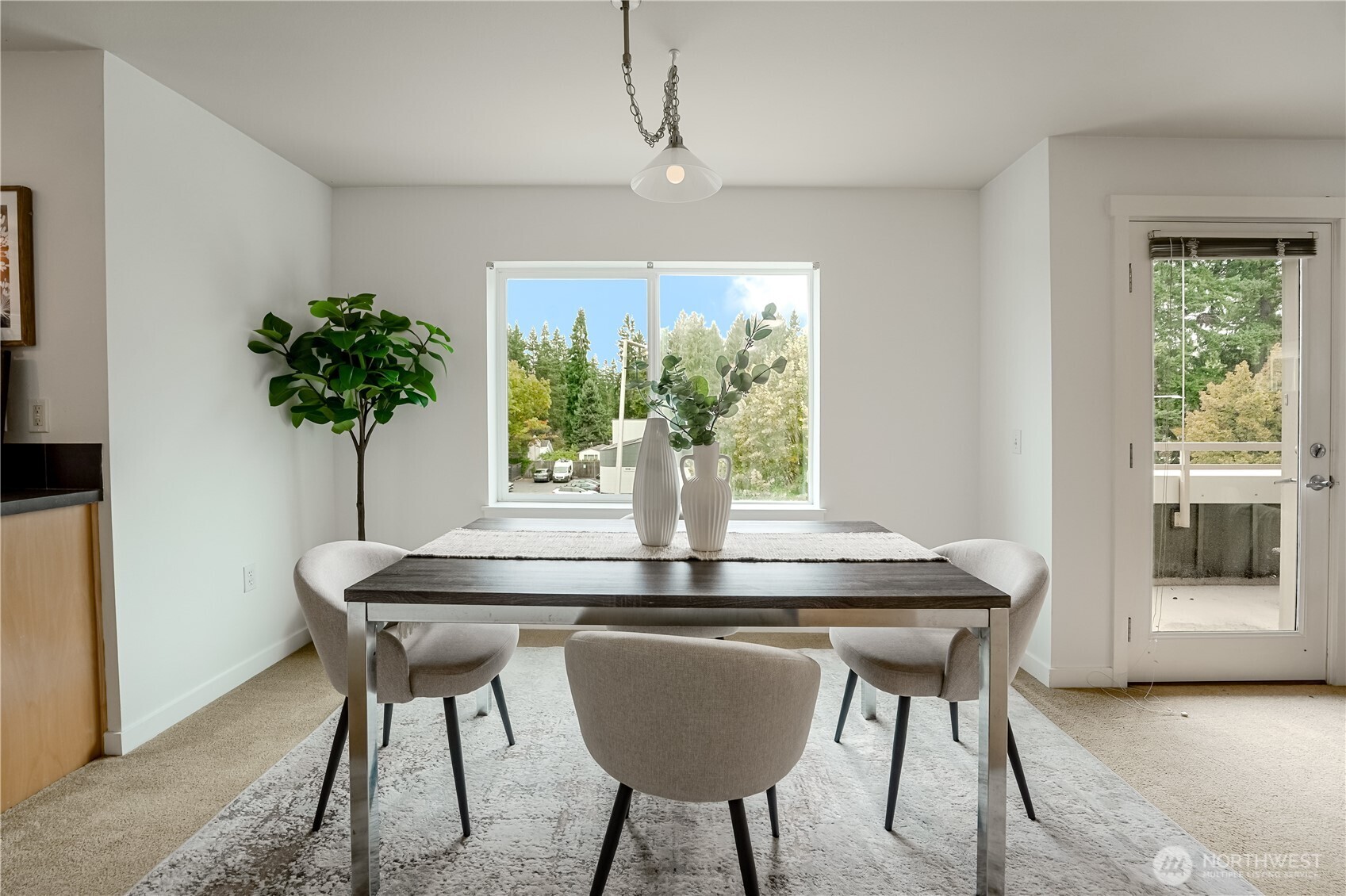 12534 15th Avenue NE Unit: 31