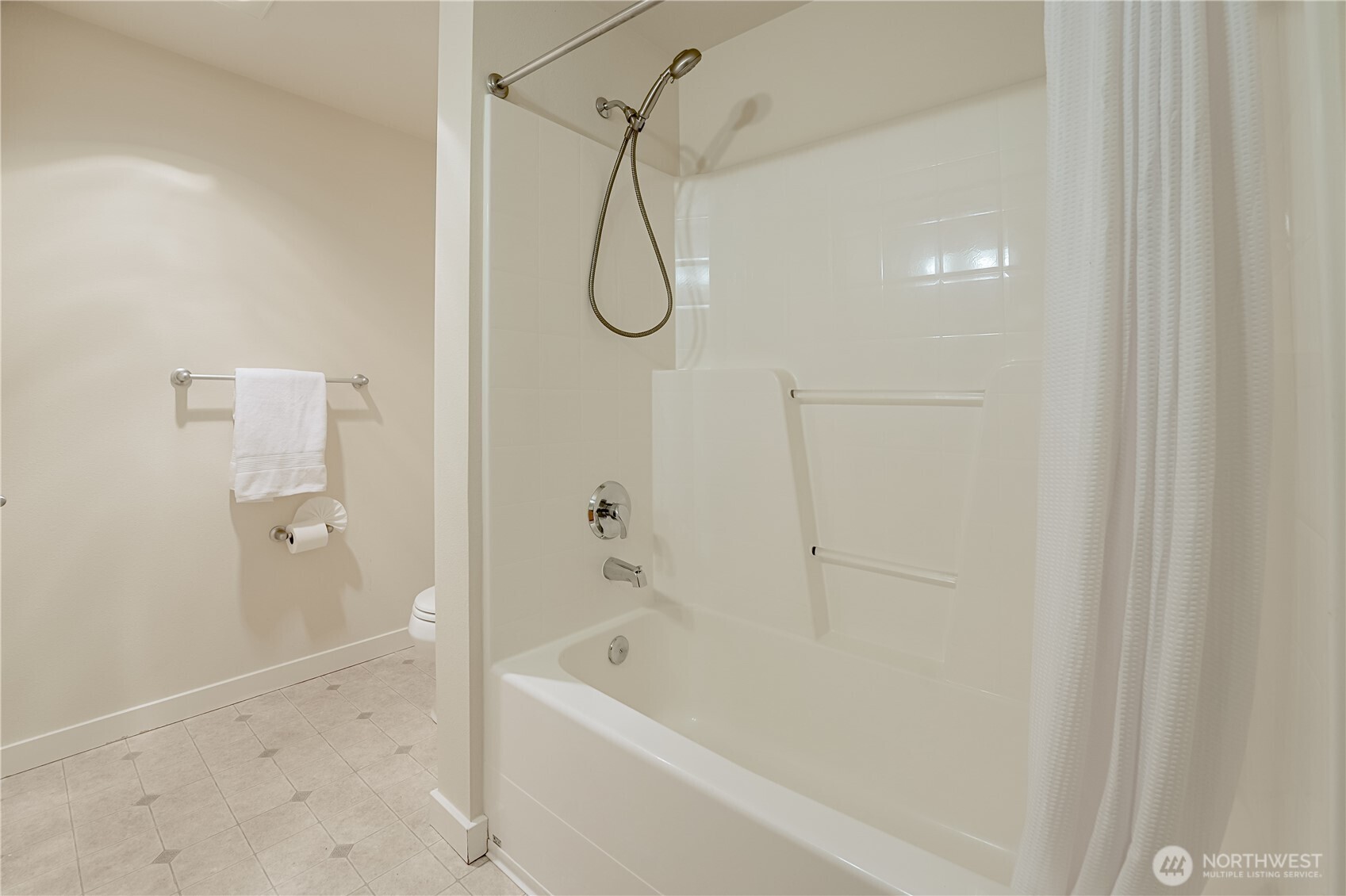 12534 15th Avenue NE Unit: 31