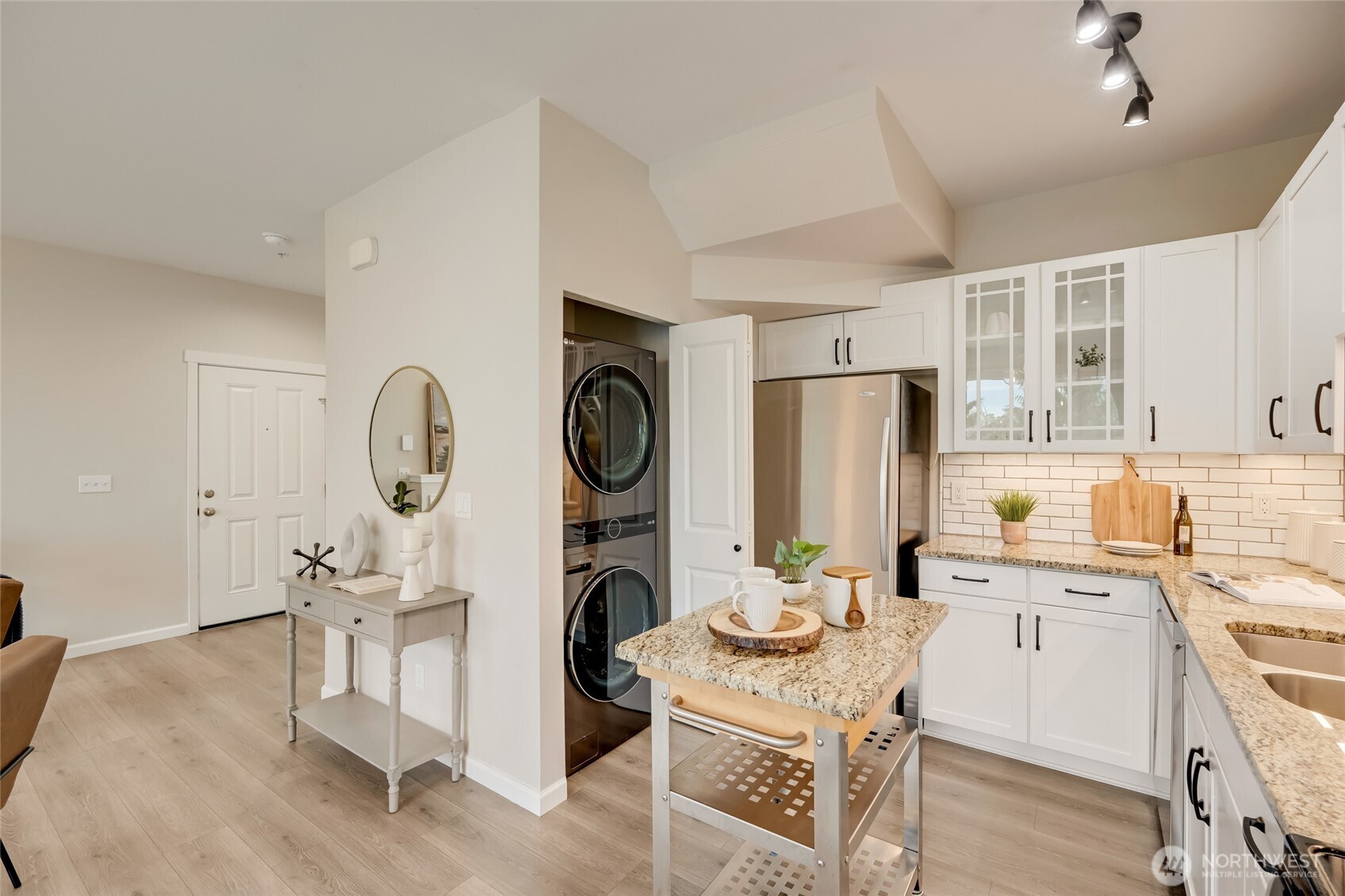 2800 SW Raymond Street Unit: 207