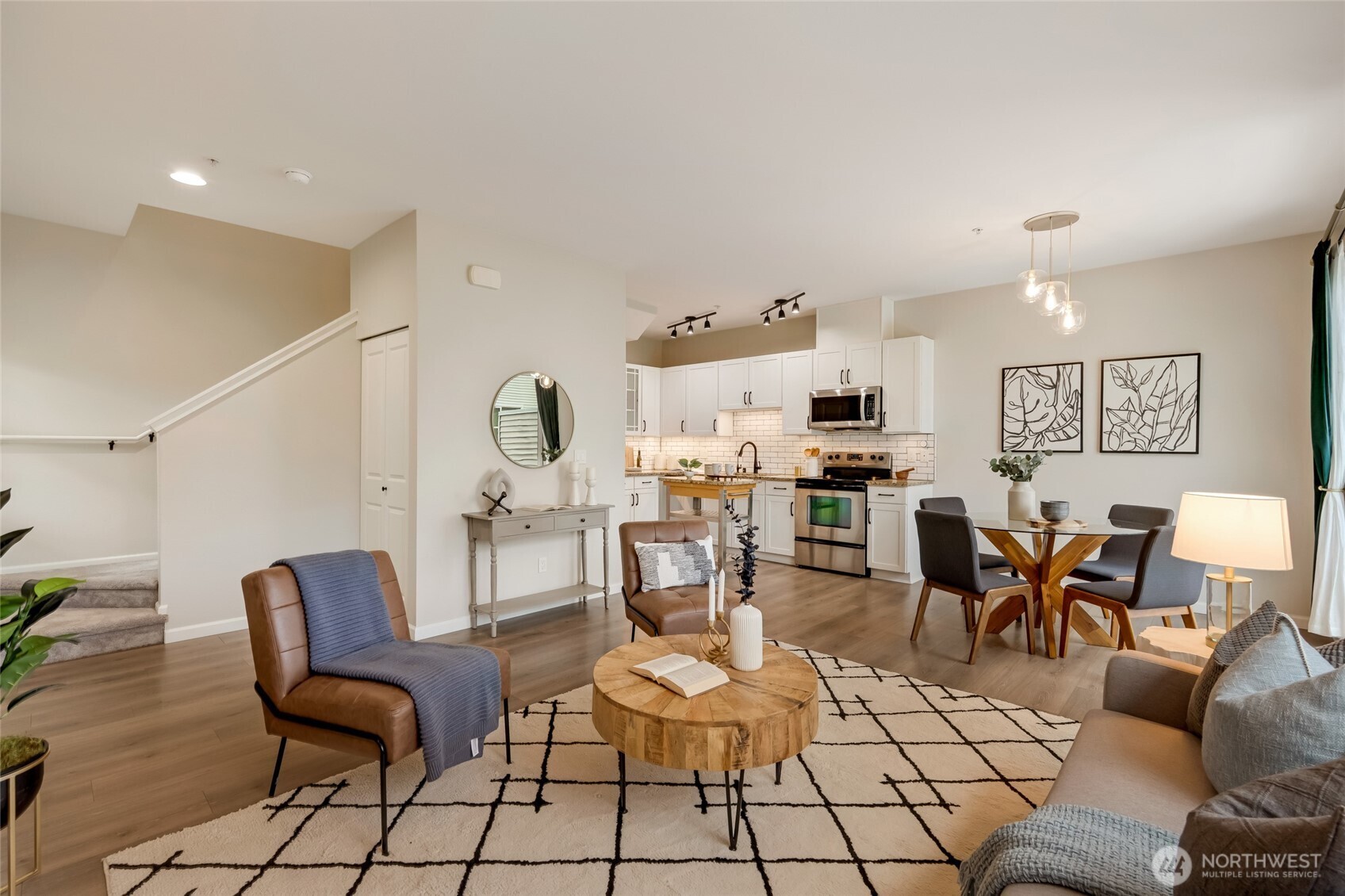 2800 SW Raymond Street Unit: 207