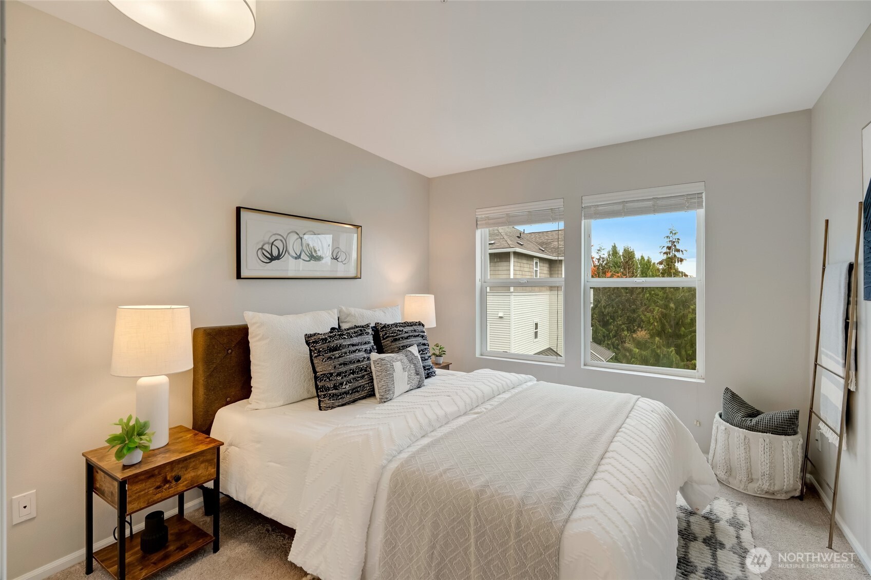 2800 SW Raymond Street Unit: 207