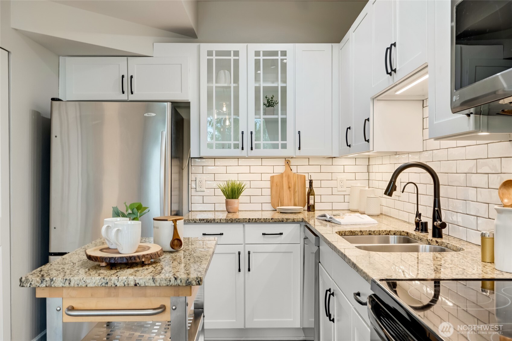 2800 SW Raymond Street Unit: 207