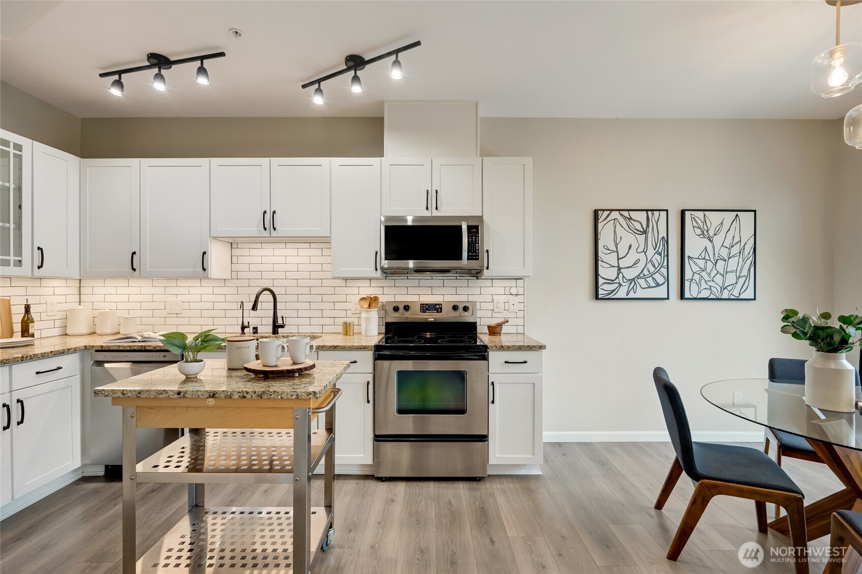 2800 SW Raymond Street Unit: 207