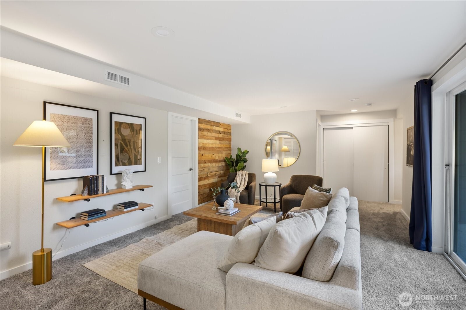 19811 11th Avenue NW