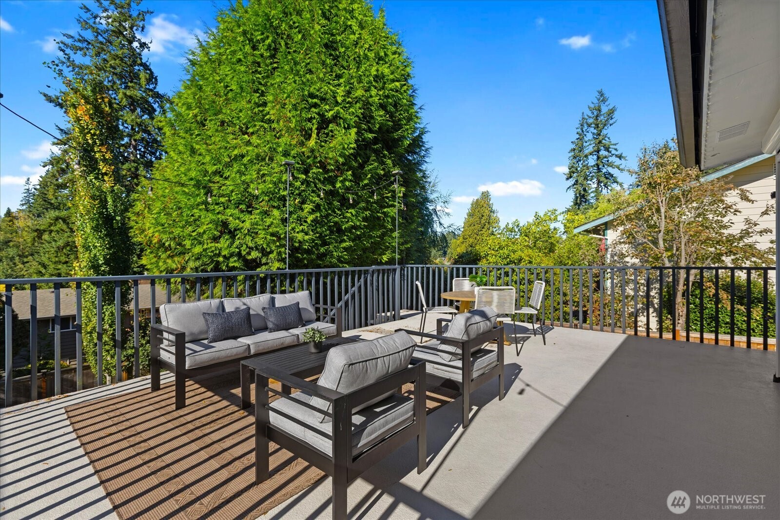 19811 11th Avenue NW