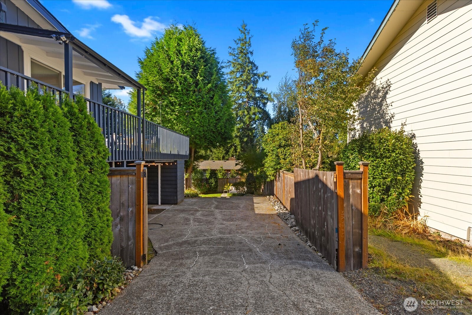 19811 11th Avenue NW