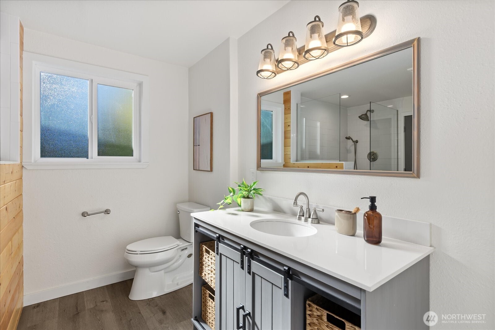 19811 11th Avenue NW