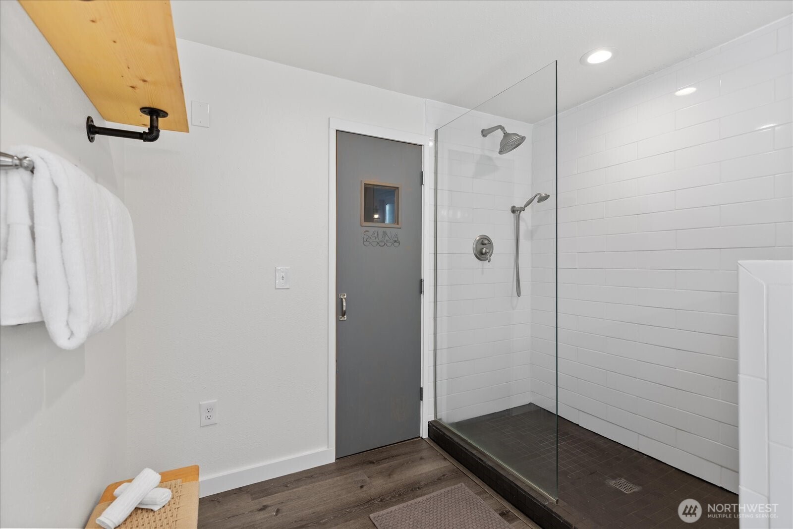 19811 11th Avenue NW