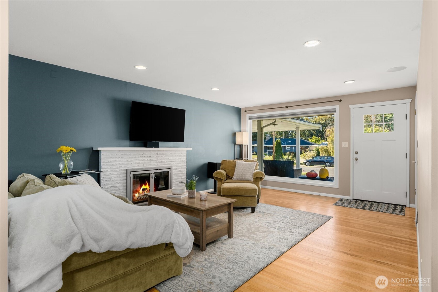 12020 10th Avenue NW