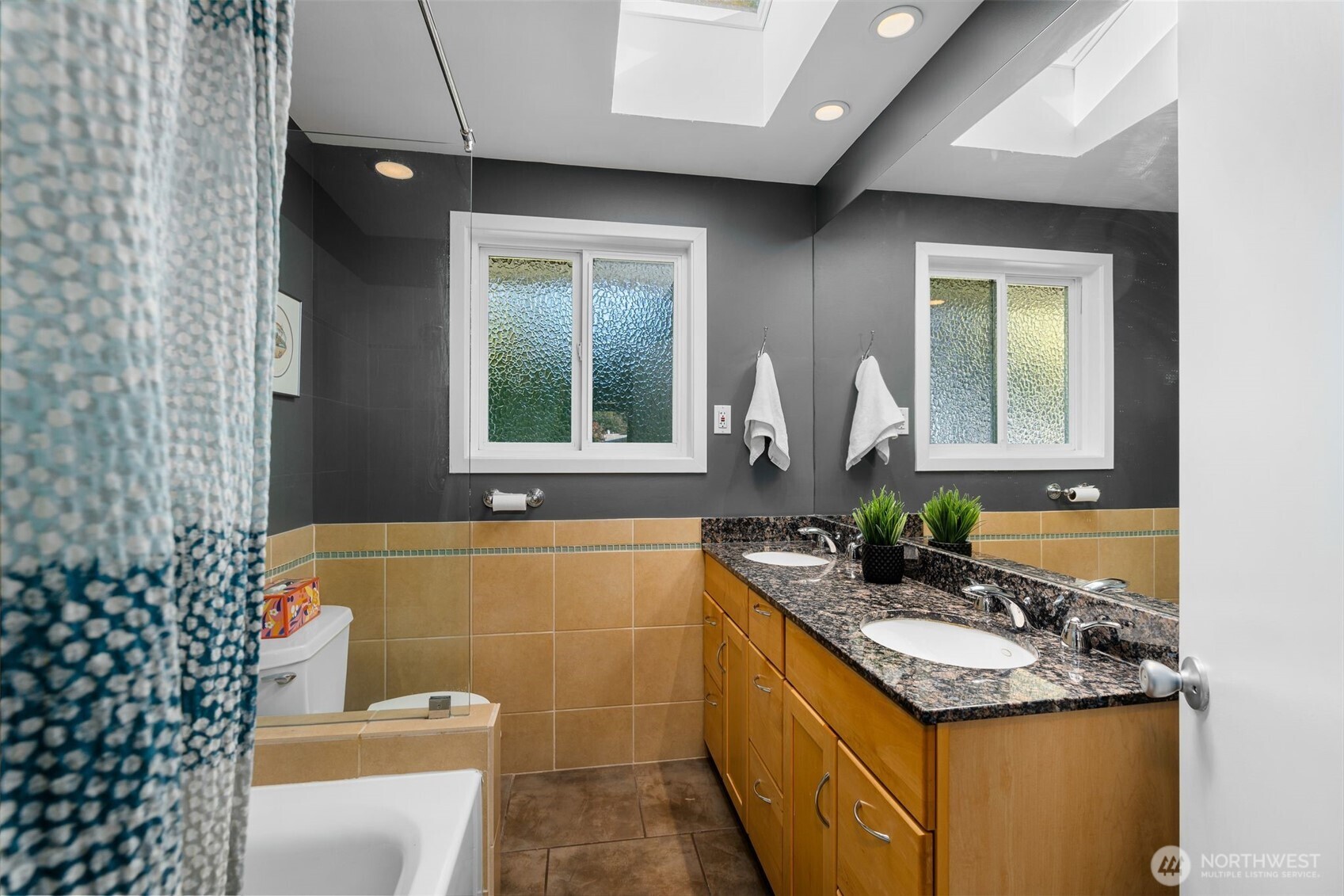 12020 10th Avenue NW