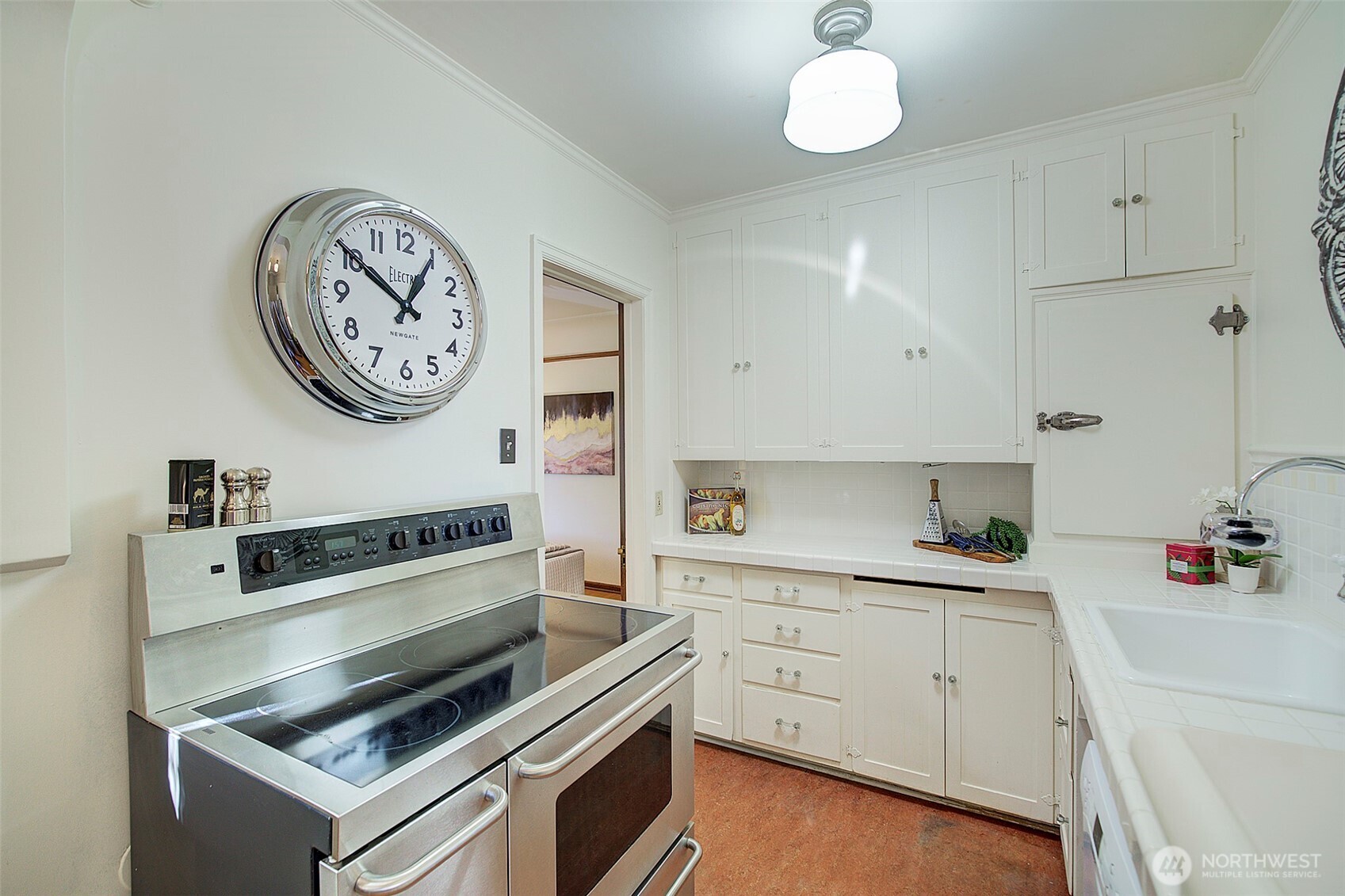 323 16th Avenue E Unit: 301