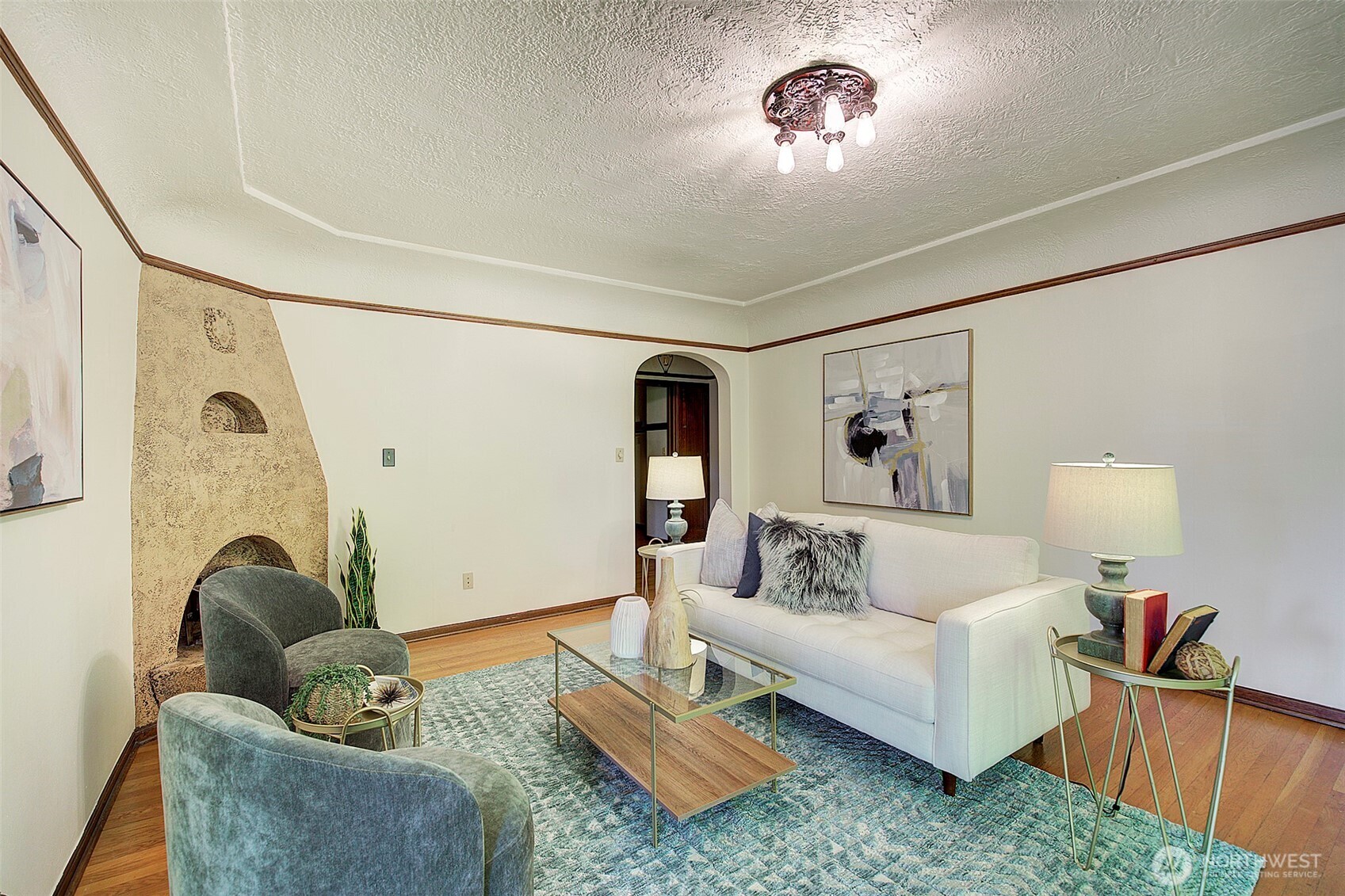 323 16th Avenue E Unit: 301