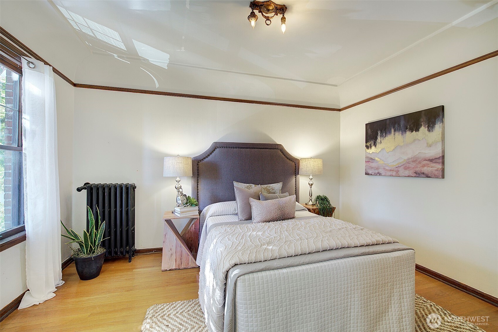 323 16th Avenue E Unit: 301