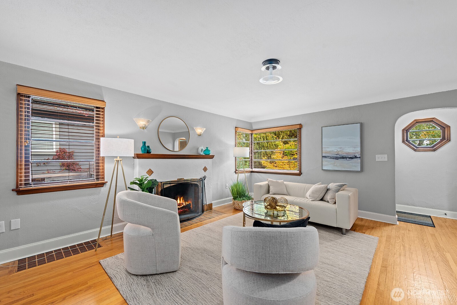 10205 35th Avenue SW