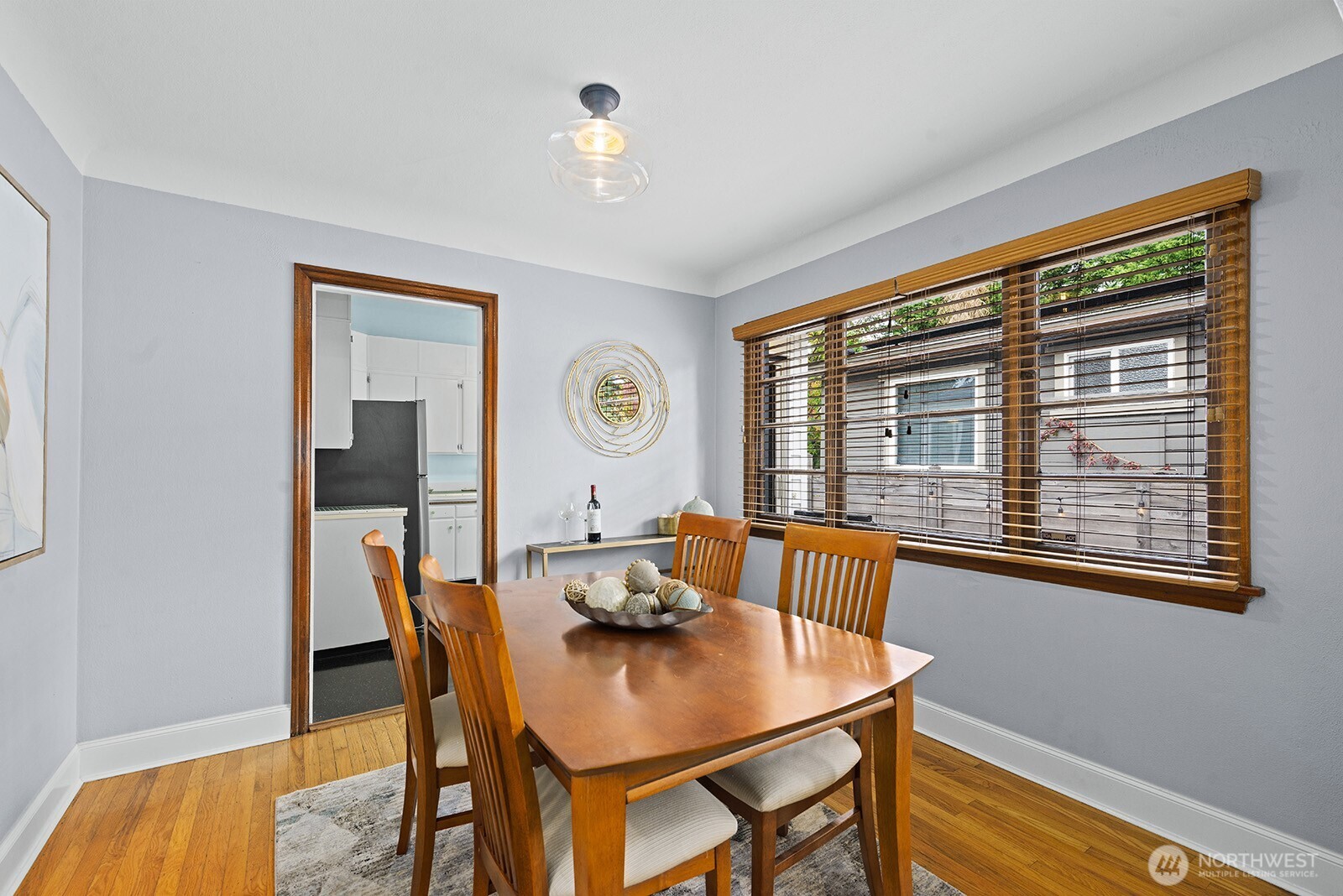 10205 35th Avenue SW