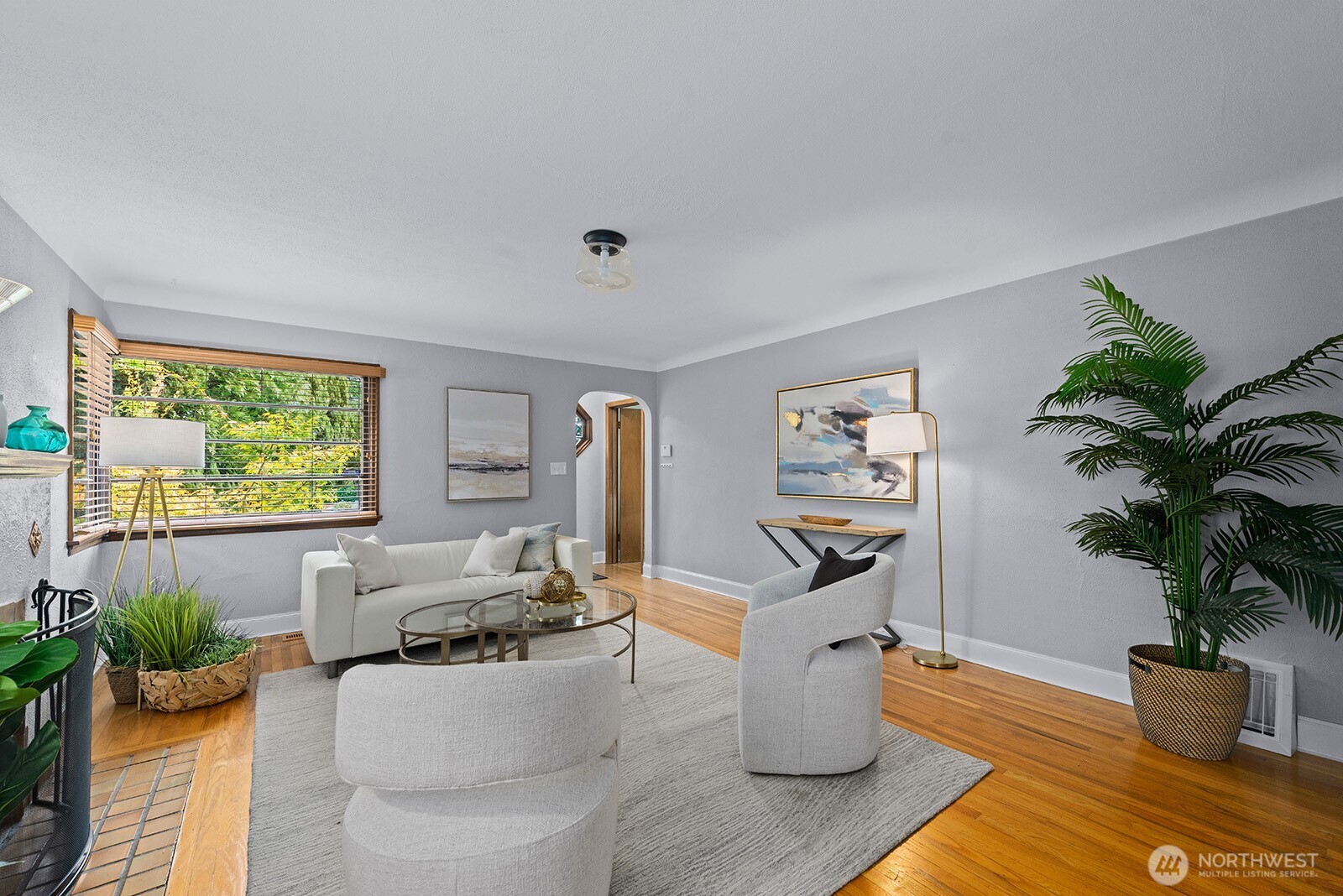 10205 35th Avenue SW