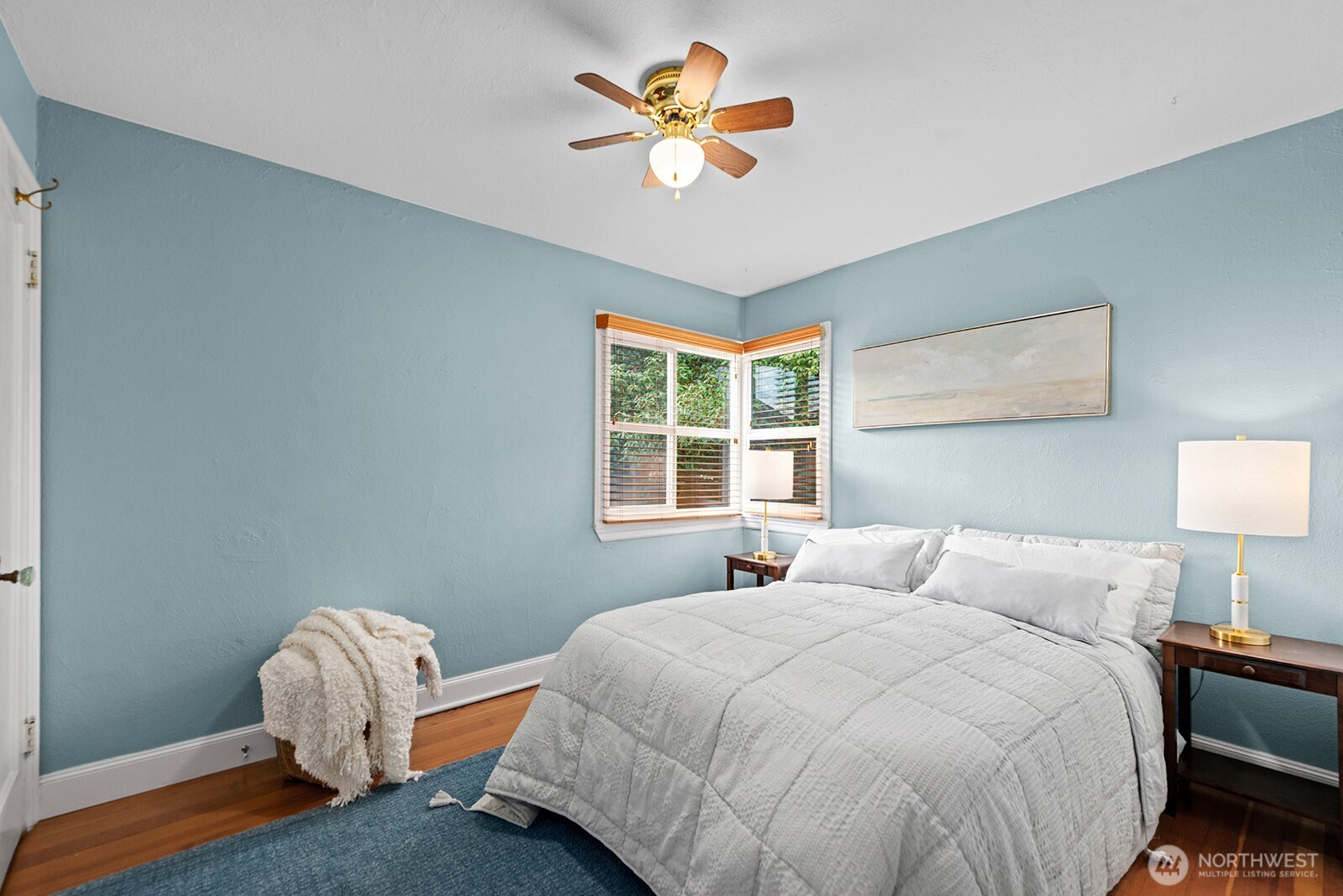 10205 35th Avenue SW