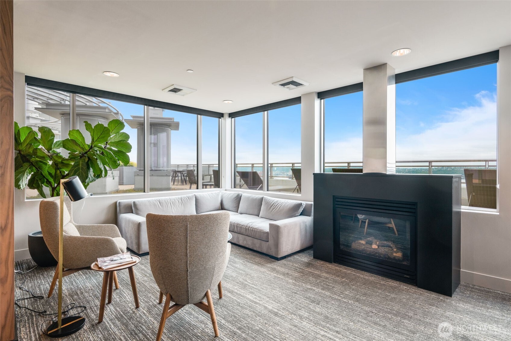 2033 2nd Avenue Unit: 1111