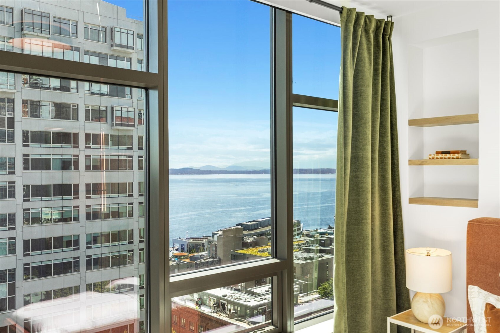 2033 2nd Avenue Unit: 1111